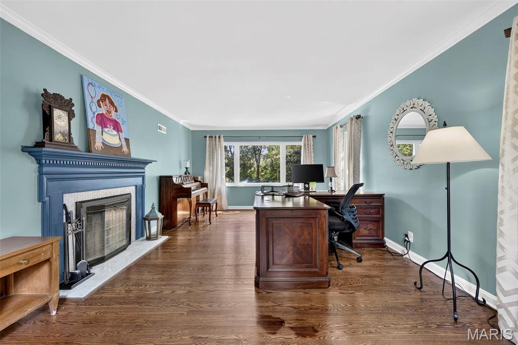 Chaminade Park - Residential