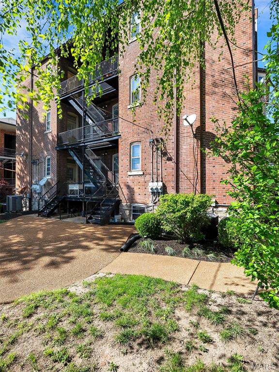 3548 Victor Condos - Residential Lease