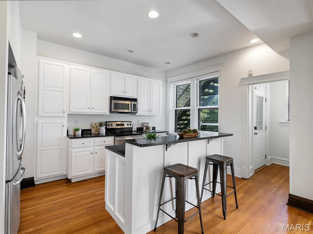 3548 Victor Condos - Residential Lease