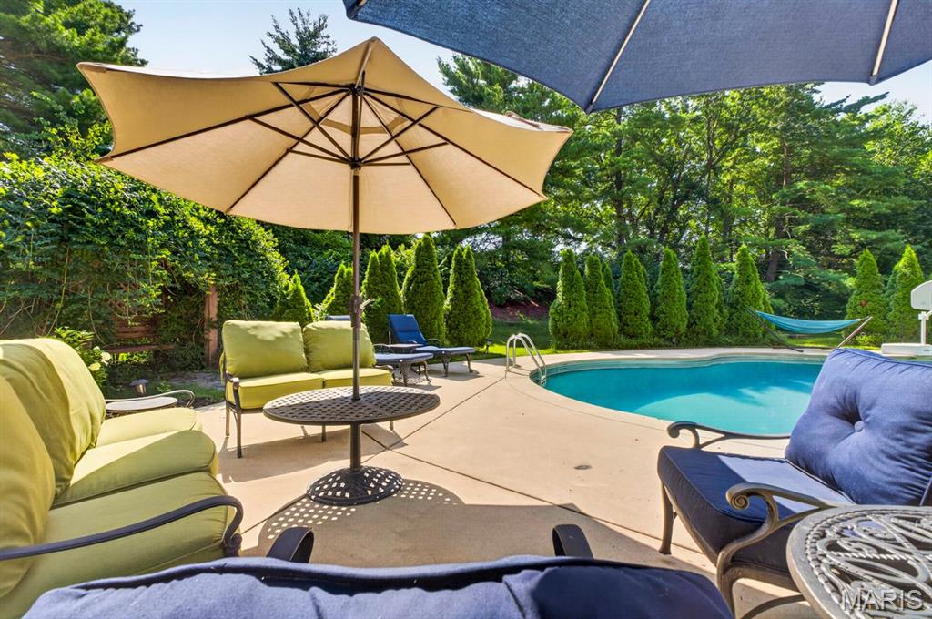 Frontenac Woods 1 - Residential