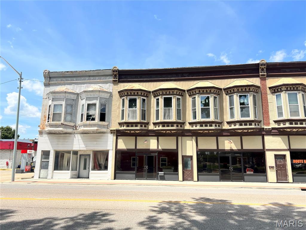 Litchfield - Commercial Sale