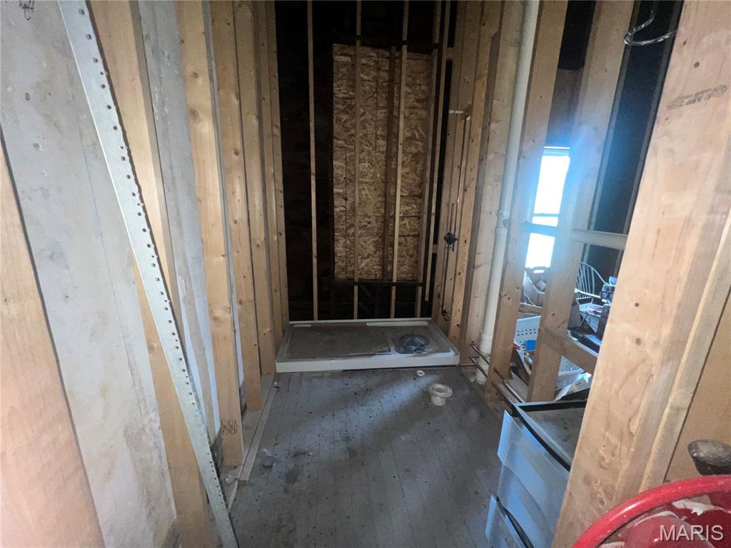 Litchfield - Commercial Sale