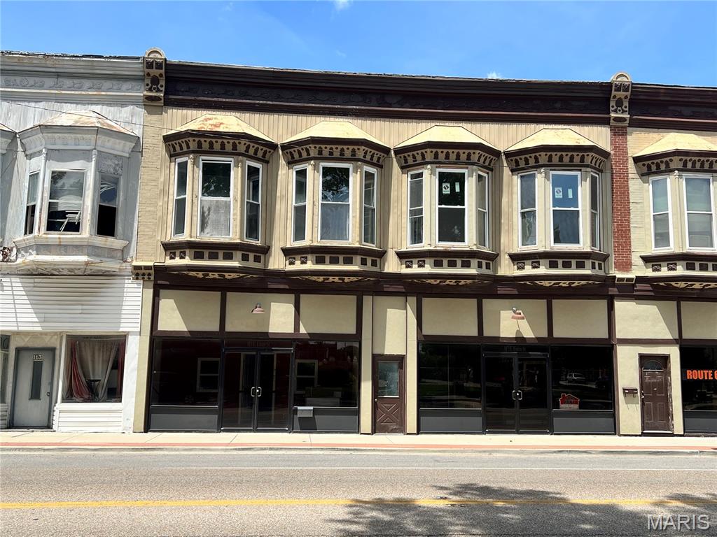 Litchfield - Commercial Sale