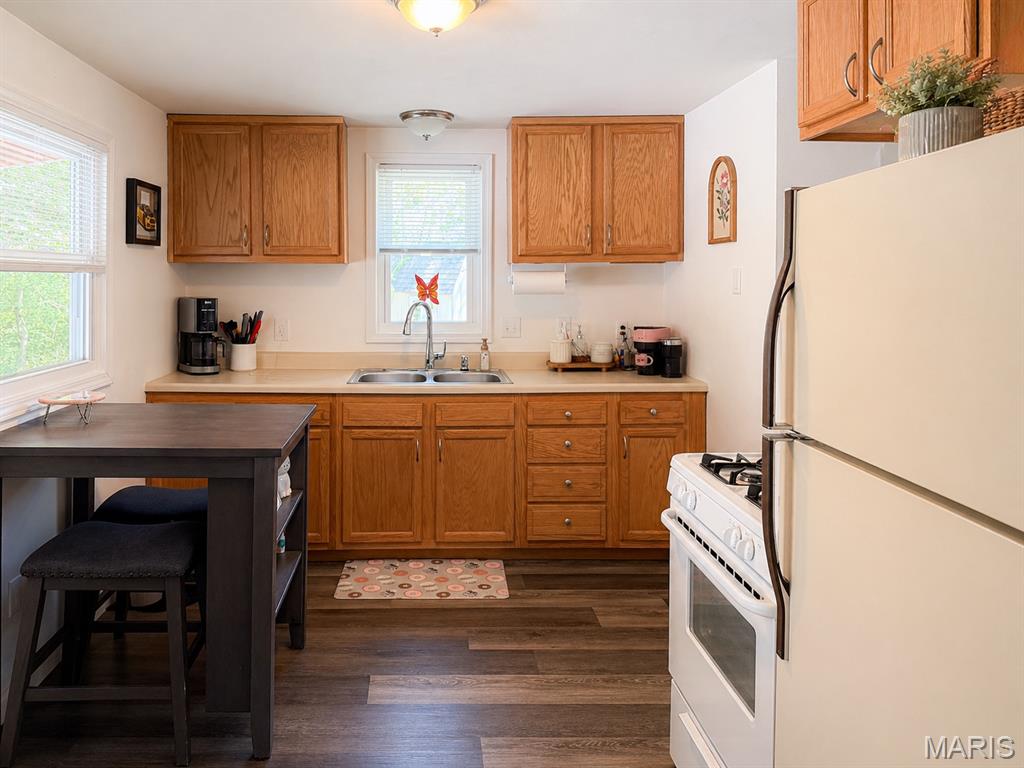 Twelve Oaks 1st Addition - Residential