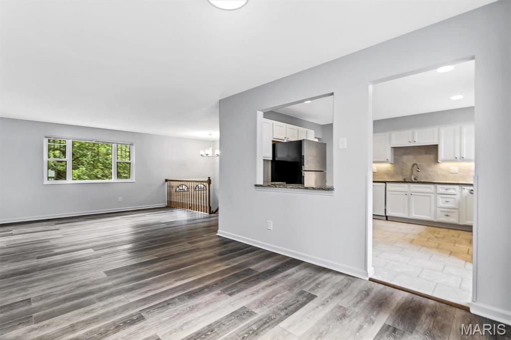 Sorrento 5 - Residential Lease