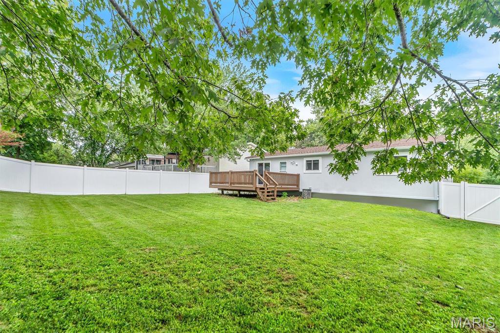 Sorrento 5 - Residential Lease