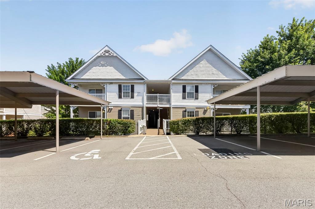 Springhurst Terrace #4 - Residential