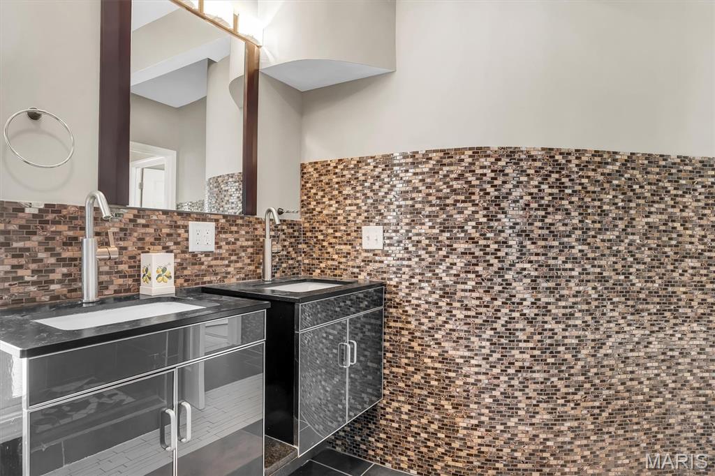 Maddenville - Residential