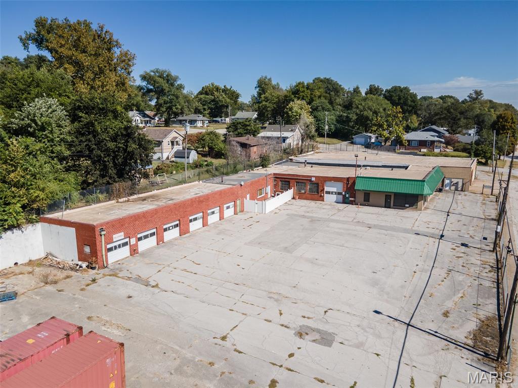 Siring Place Sub - Commercial Sale