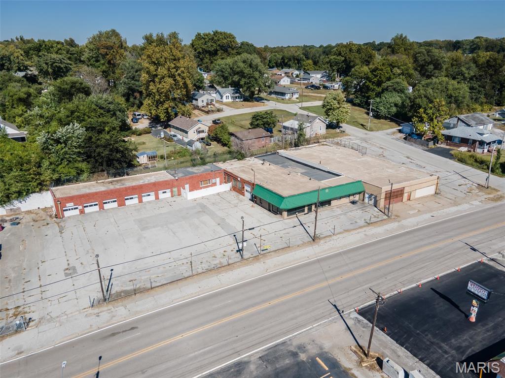 Siring Place Sub - Commercial Sale