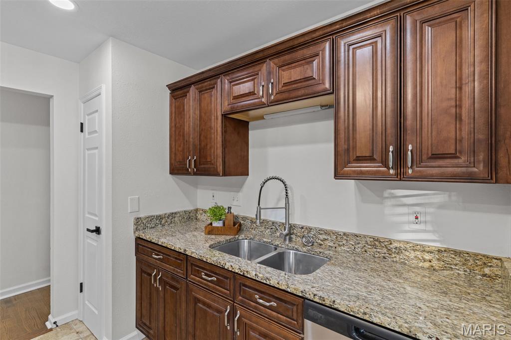 Fox Lake 6 - Residential