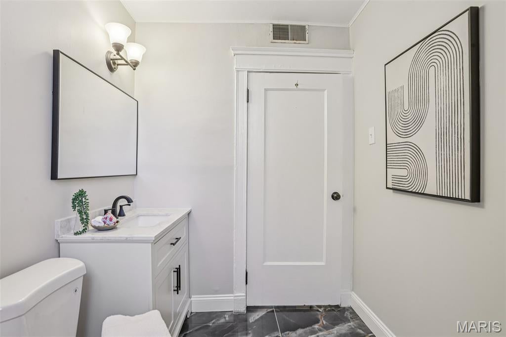 Waterman Condo 01 - Residential Lease