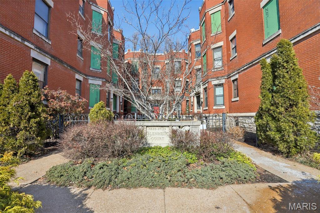 Waterman Condo 01 - Residential Lease