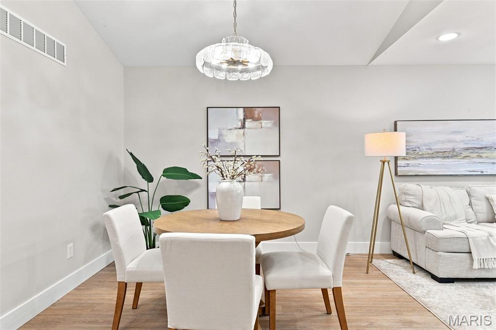 Vlgs At Bainbridge Parkshire Village - Residential