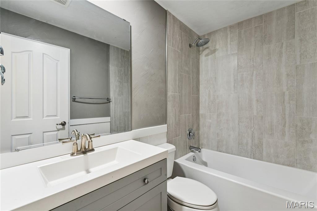 Oak Terrace - Residential