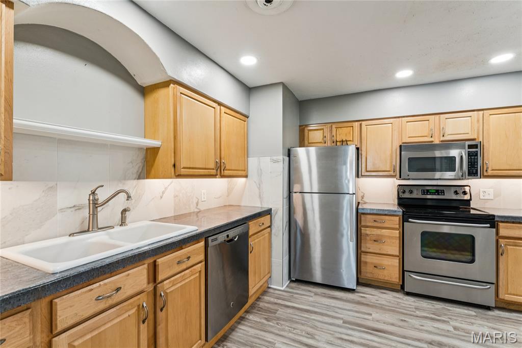 Oak Terrace - Residential