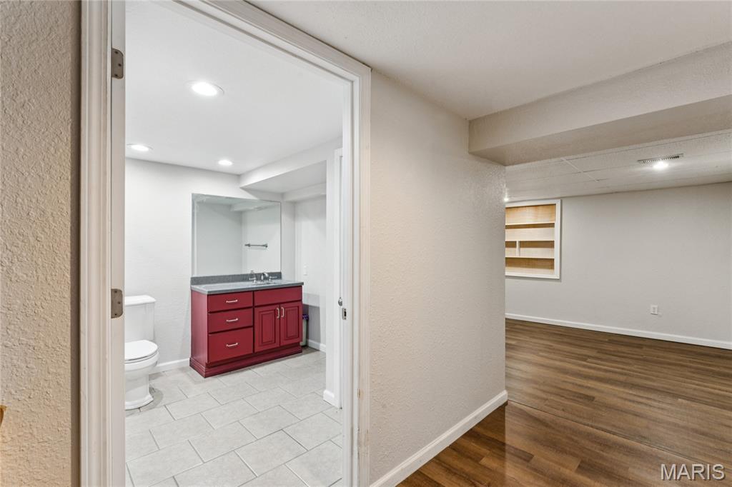 Oak Terrace - Residential