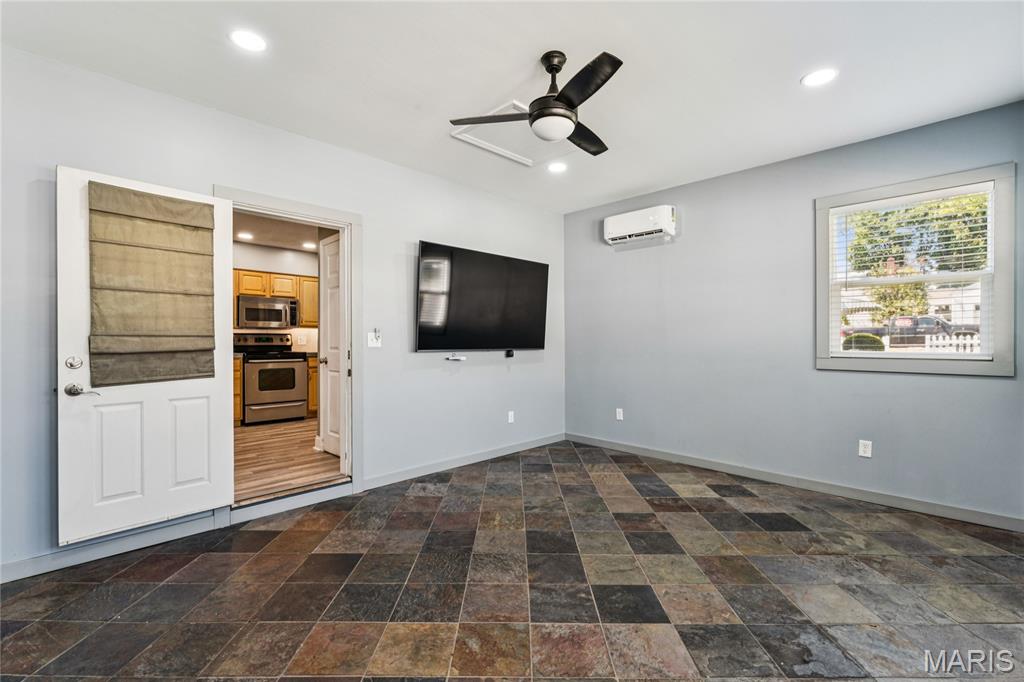 Oak Terrace - Residential