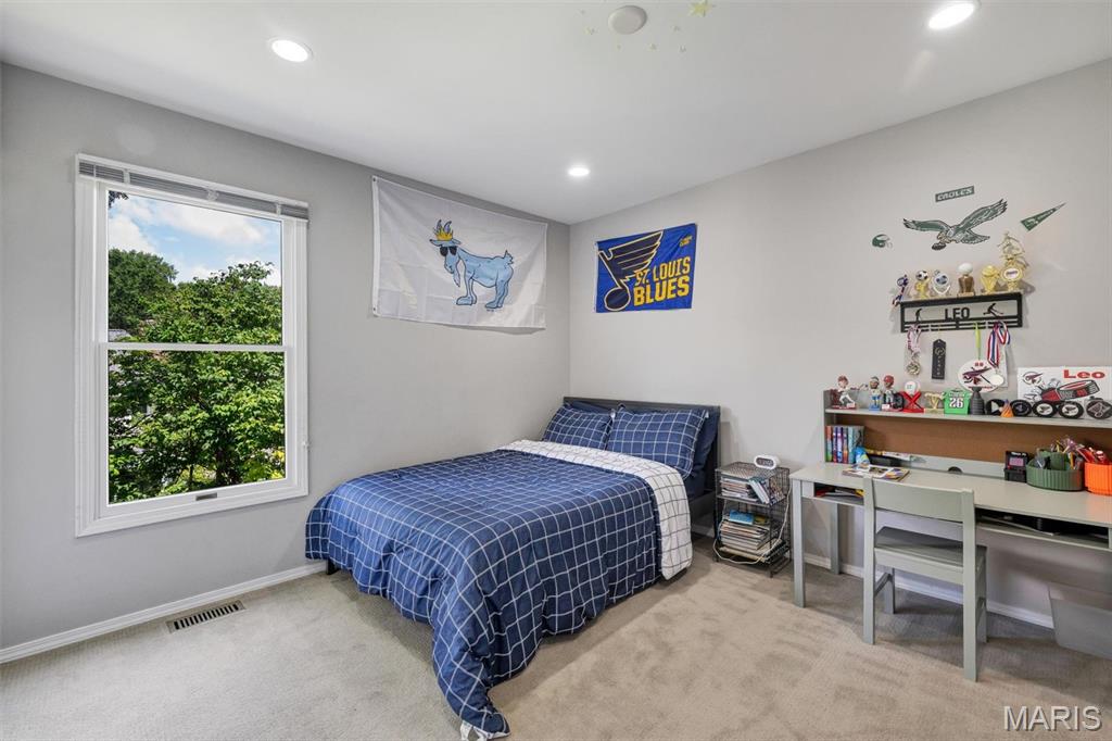 Thousand Oaks One - Residential