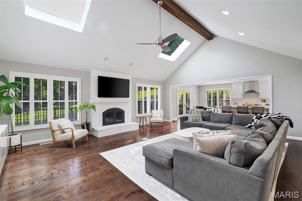Thousand Oaks One - Residential