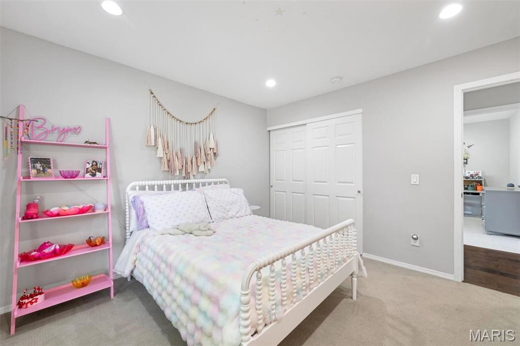 Thousand Oaks One - Residential