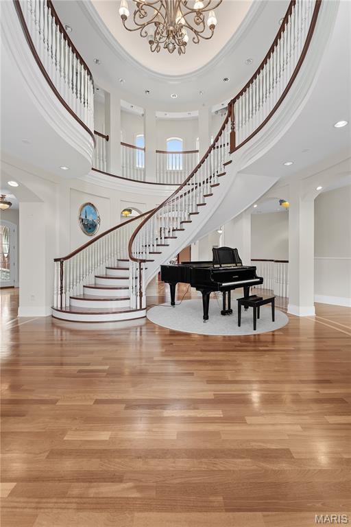 Country Hill Manor - Residential
