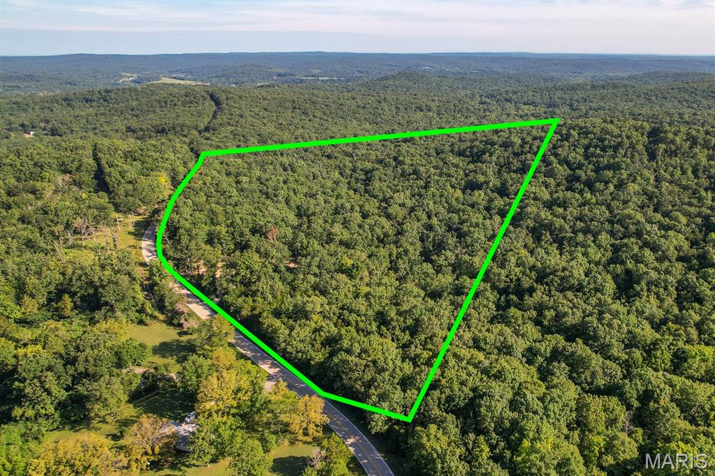 26+/- acres with state highway frontage in Washington County. This property features a great build site with electric already on the property. The property backs up to nearly 600 acres of conservation ground for additional hunting and recreational opportunities. 
Deer and turkey are abundant, making this an outstanding destination for hunting, hiking, or simply enjoying the peace and quiet of the outdoors.
Whether you’re looking to build your dream home, create a weekend getaway, or invest in recreational land, this versatile property offers the ideal combination of accessibility, natural beauty, and seclusion.
Co Listing Agent is owner of property.