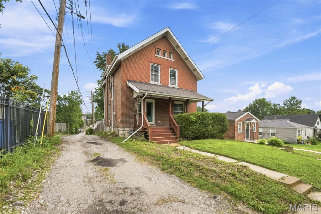 Muths McCausland Terrace - Residential