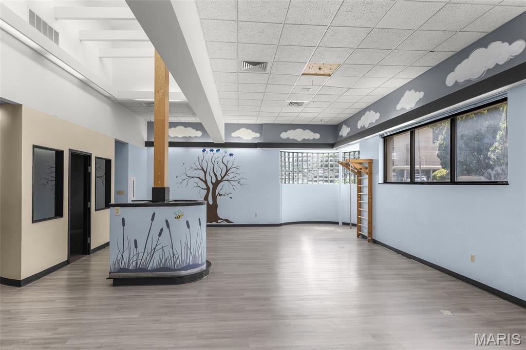 Whitelaws Sub - Commercial Lease