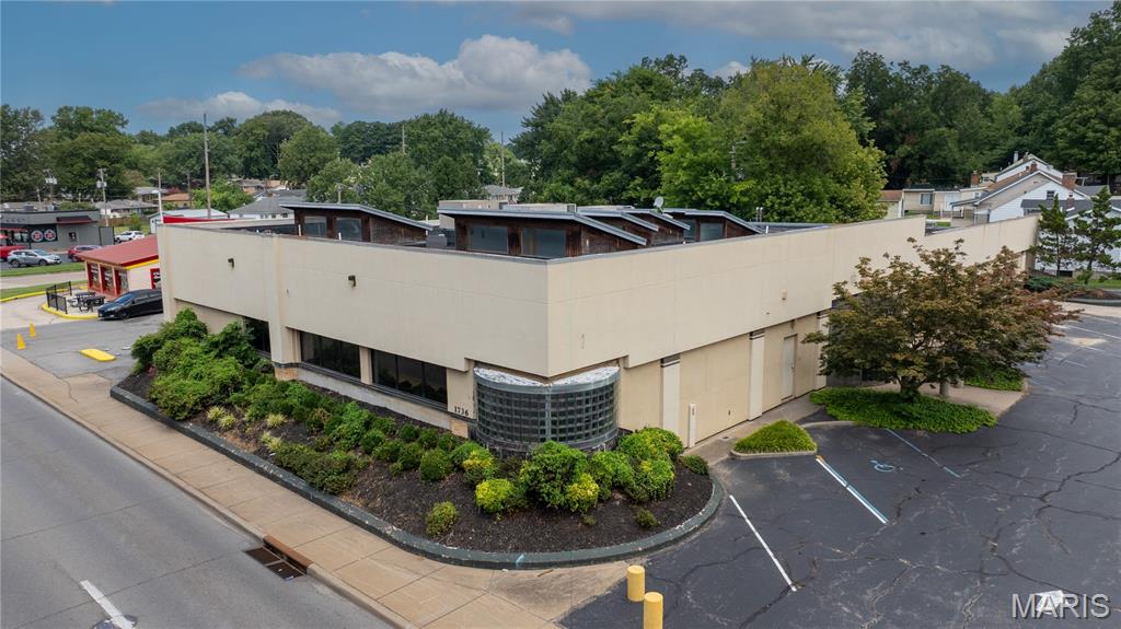 Whitelaws Sub - Commercial Lease