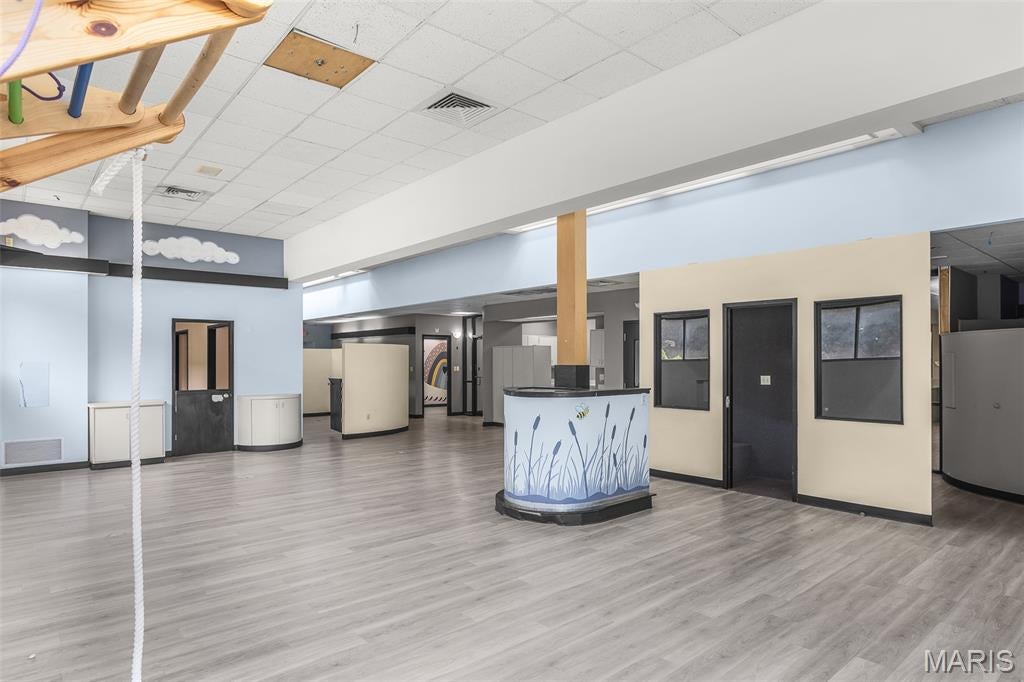 Whitelaws Sub - Commercial Lease