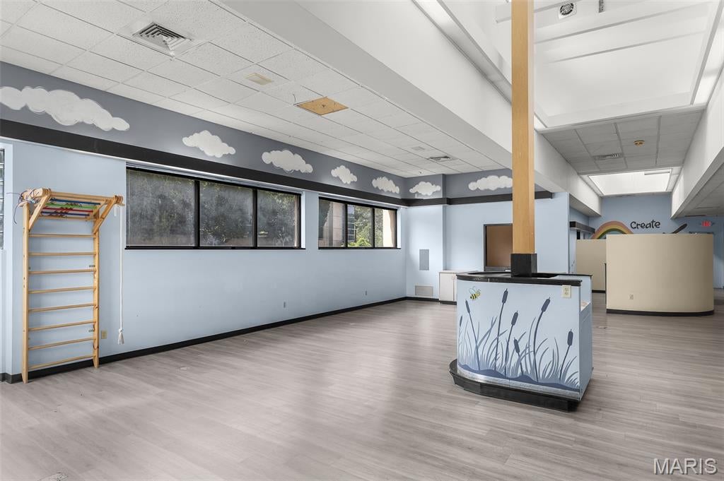 Whitelaws Sub - Commercial Lease