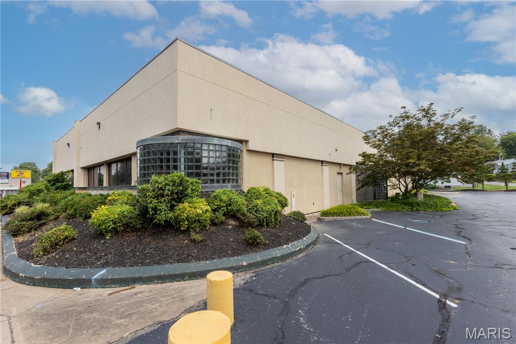 Whitelaws Sub - Commercial Lease