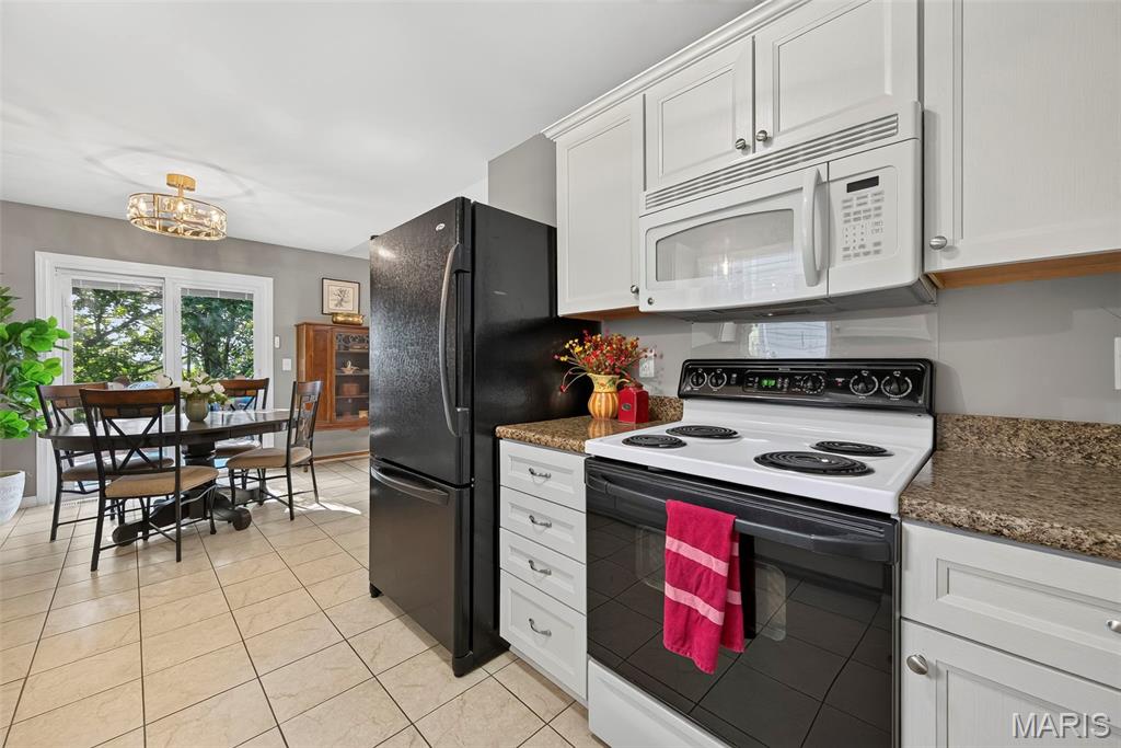 Hunters Green Six - Residential