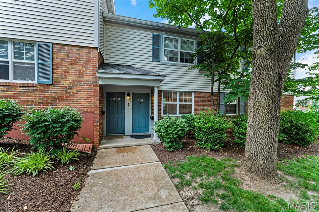 Brentwood Forest Condo Ph Four - Residential