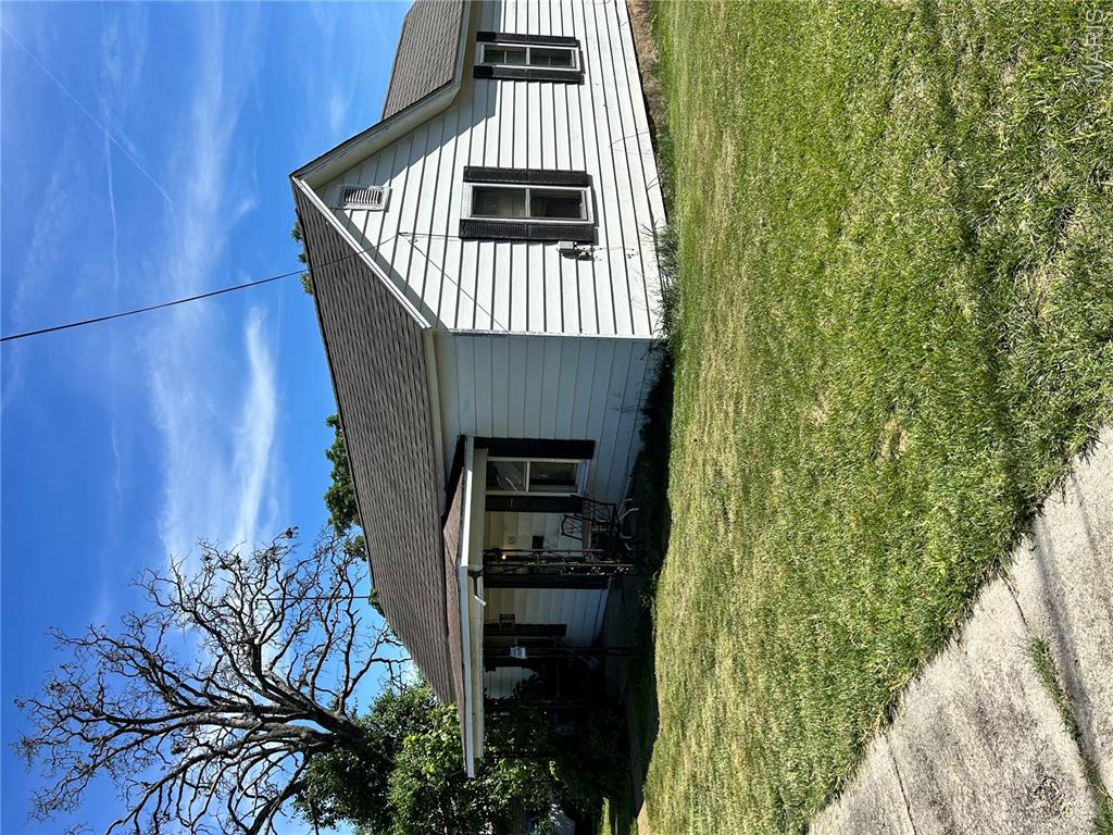 Unique opportunity for investors to purchase 2 properties on one lot. The main house offers 4 bedrooms and 1.5 bathrooms and is currently rented for $1,000 a month and is HUD approved. The second property is 1 bed and 1 bath, currently vacant but with a little fixing up this house could be rented out as well. This would be ideal for any investor looking to add to their portfolio.