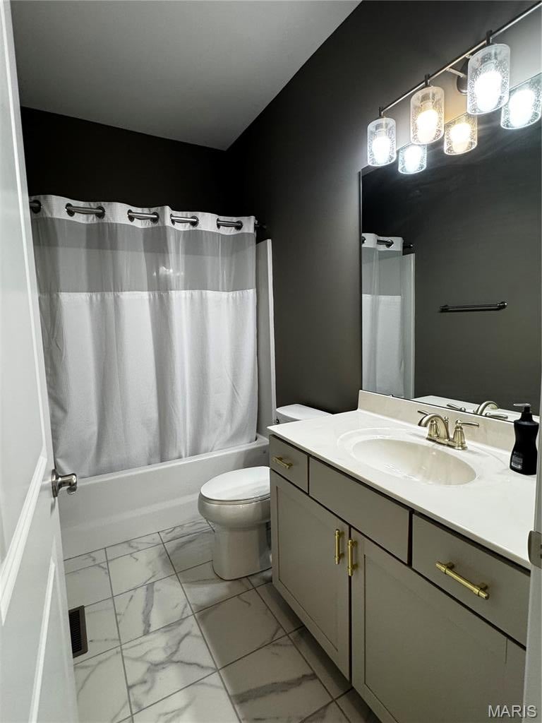 Charlestowne Place - Residential