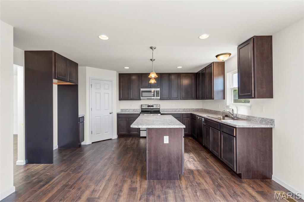 Wilmer Crossing Manors 153 - Residential