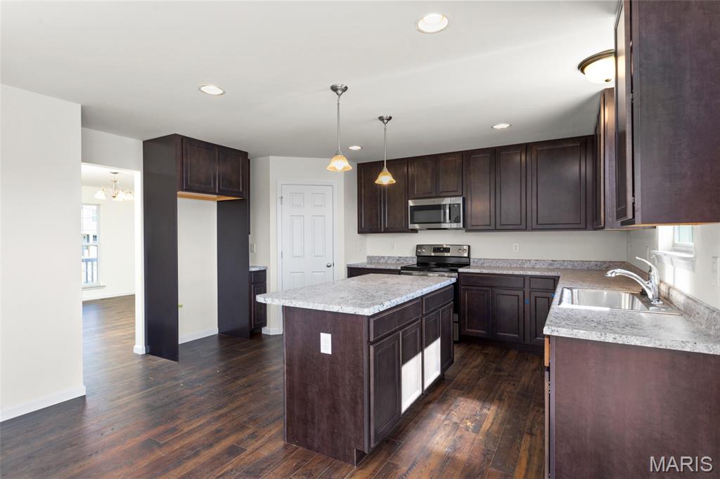 Wilmer Crossing Manors 153 - Residential