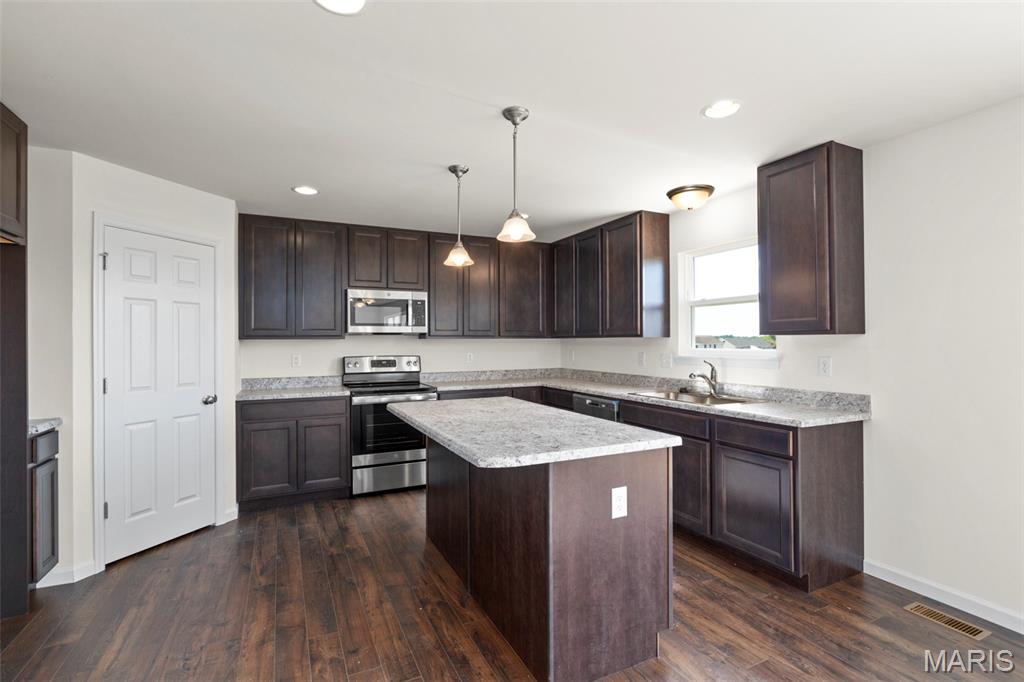 Wilmer Crossing Manors 153 - Residential