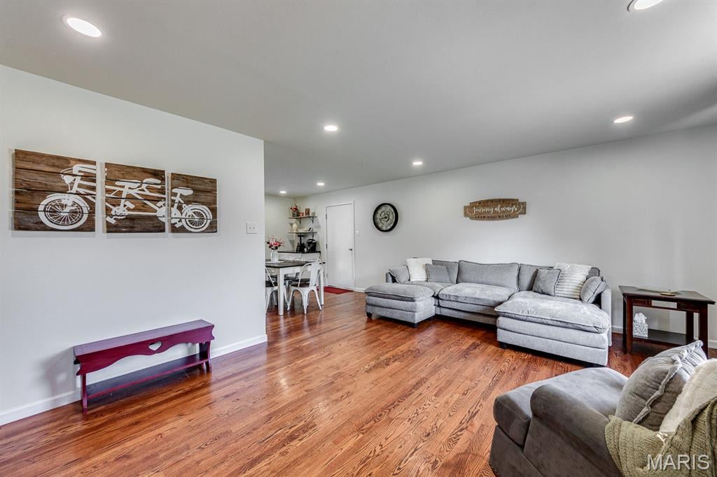 Riverside 2 - Residential