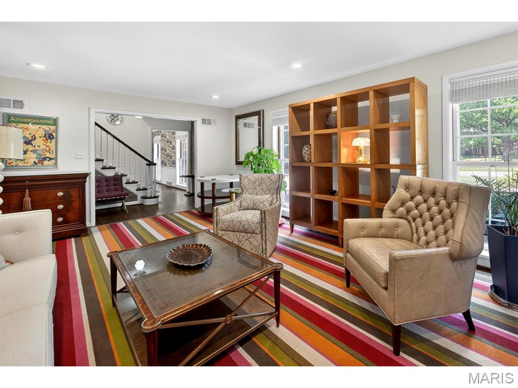 La Hacienda - Residential