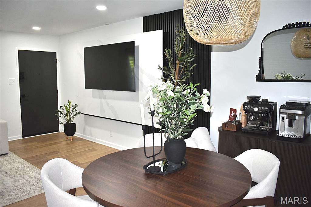Sakura Gardens Condo - Residential