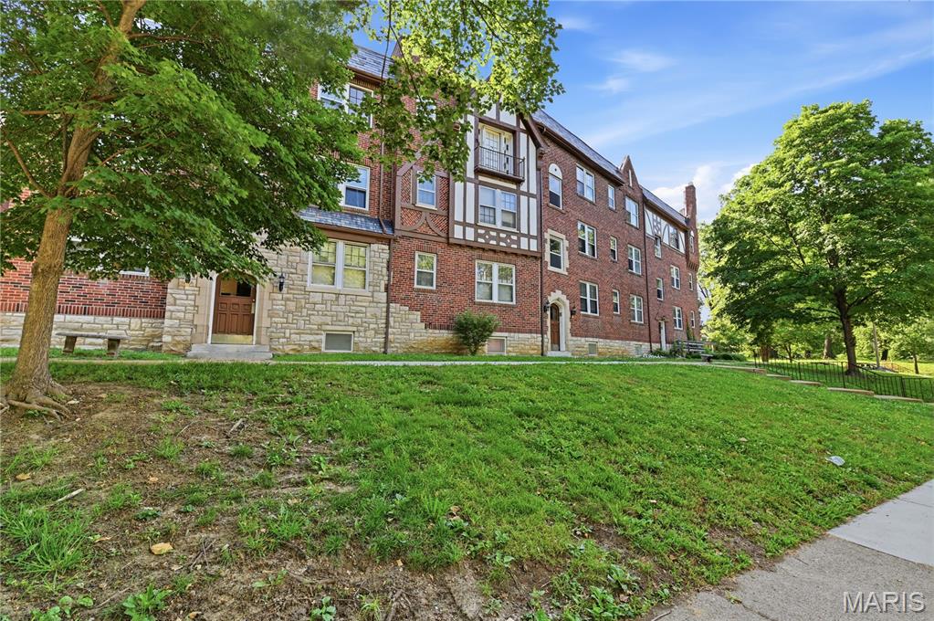 South Kingshighway Terrace Add - Residential Income