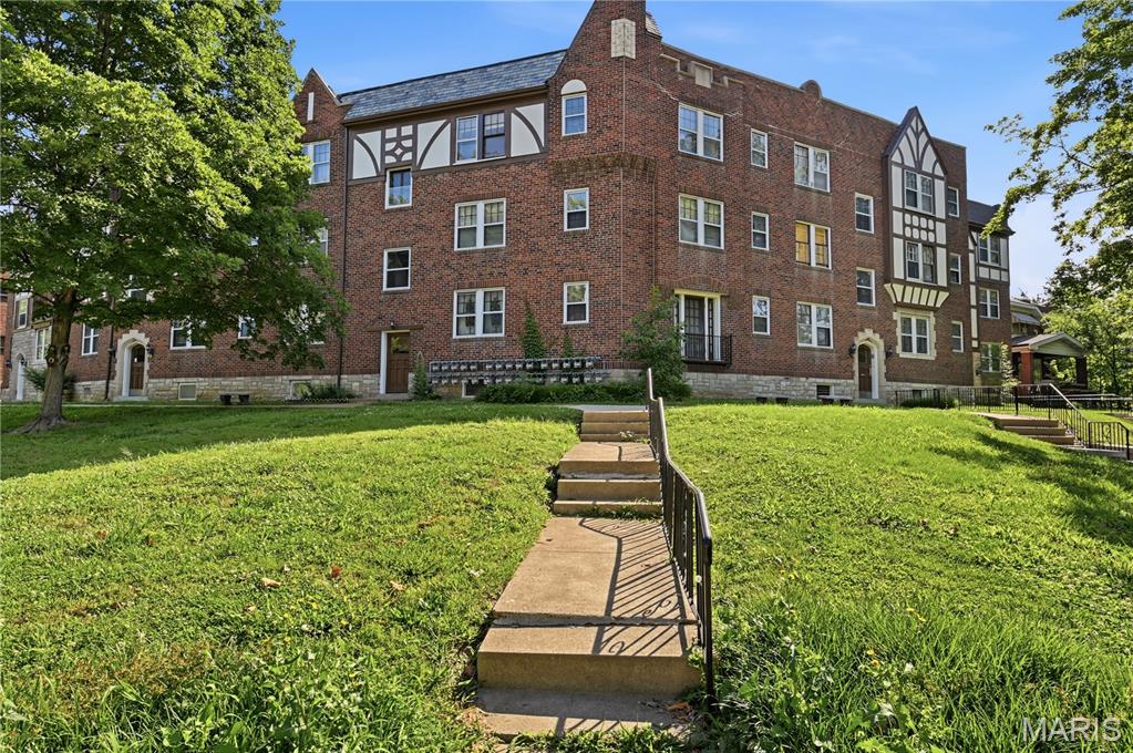South Kingshighway Terrace Add - Residential Income