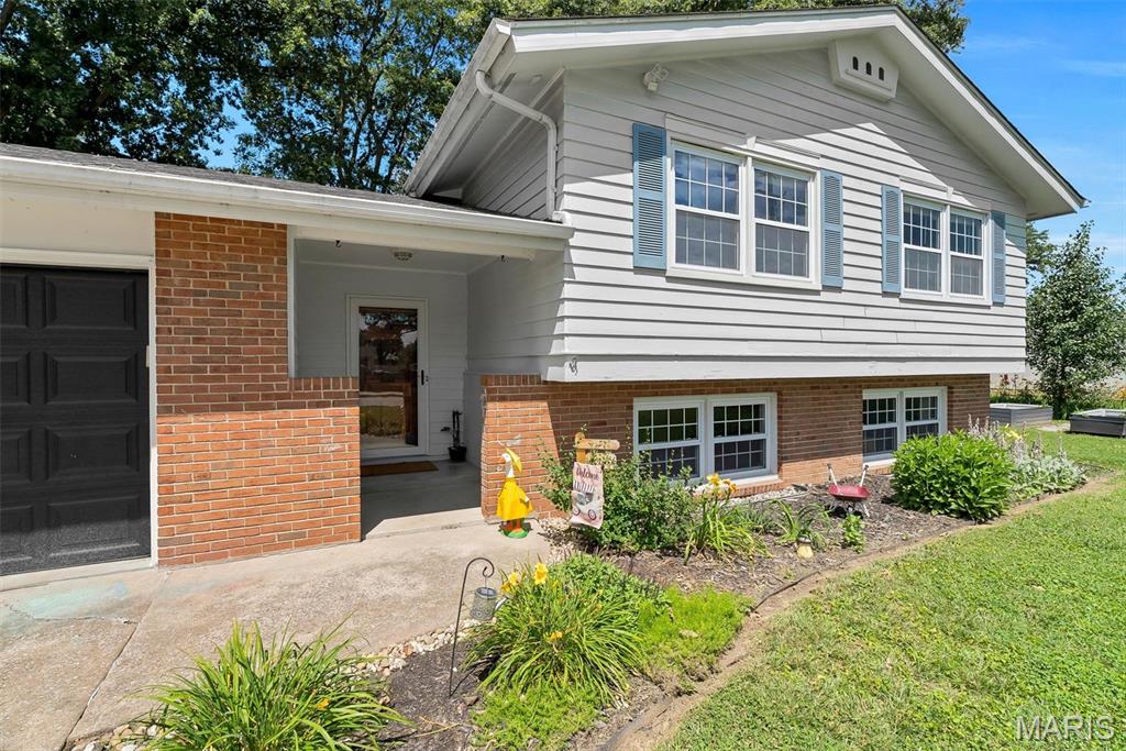 Mueths Manor - Residential