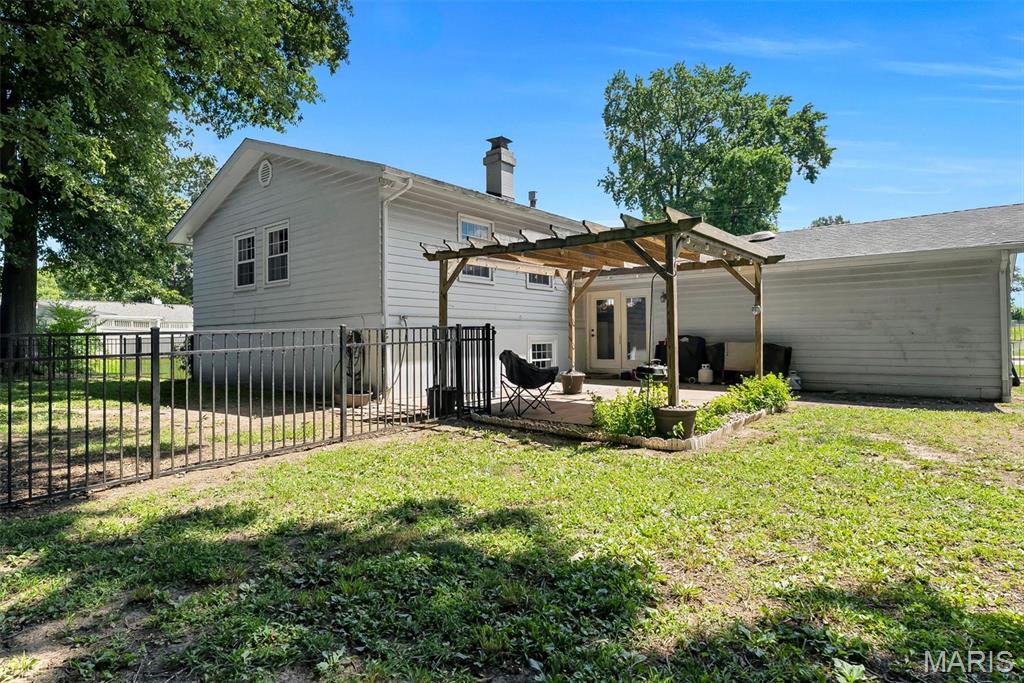 Mueths Manor - Residential