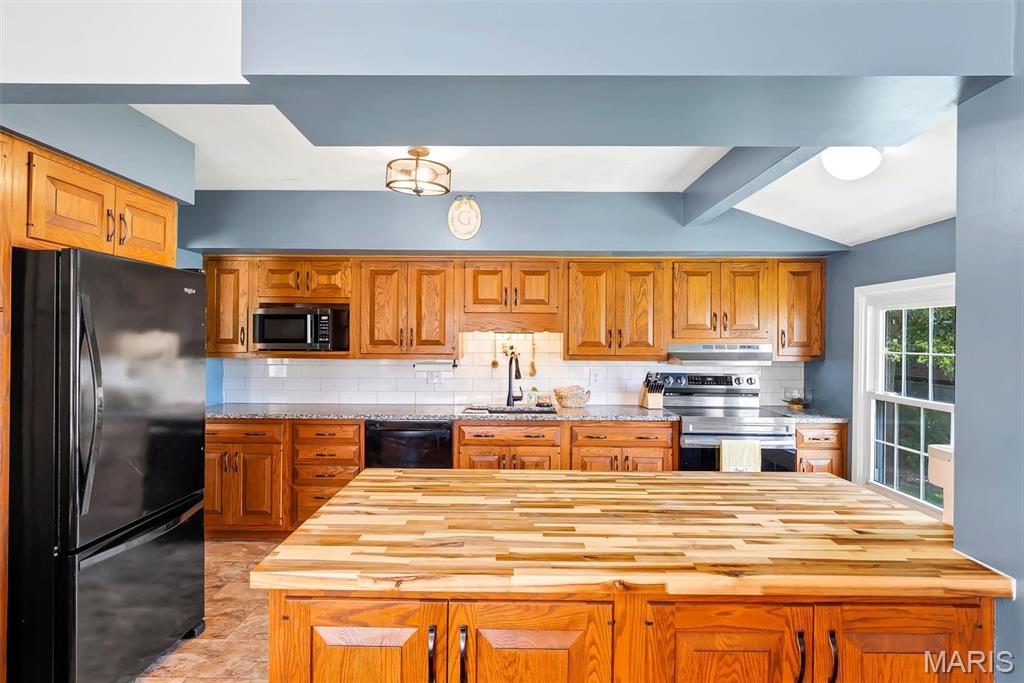 Mueths Manor - Residential