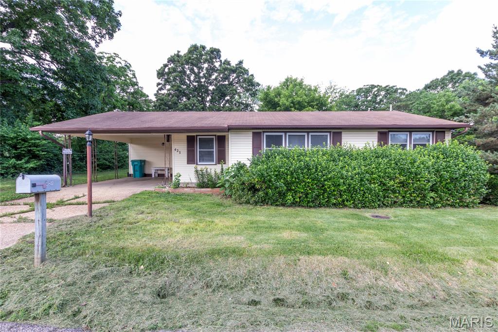 Great investment opportunity with plenty of potential! This 3 bedroom, 1 bathroom home is ready for new owners to bring their vision and finishing touches. Featuring a large living area, covered carport, detached garage, and a nice-sized yard, this property offers a solid layout with room to add value. The spacious detached garage provides excellent potential for a hobby shop, workshop, additional storage, or space for vehicles and equipment. Whether you’re looking for an owner-occupant project, rental property, or investment opportunity, this fixer upper has great upside potential.