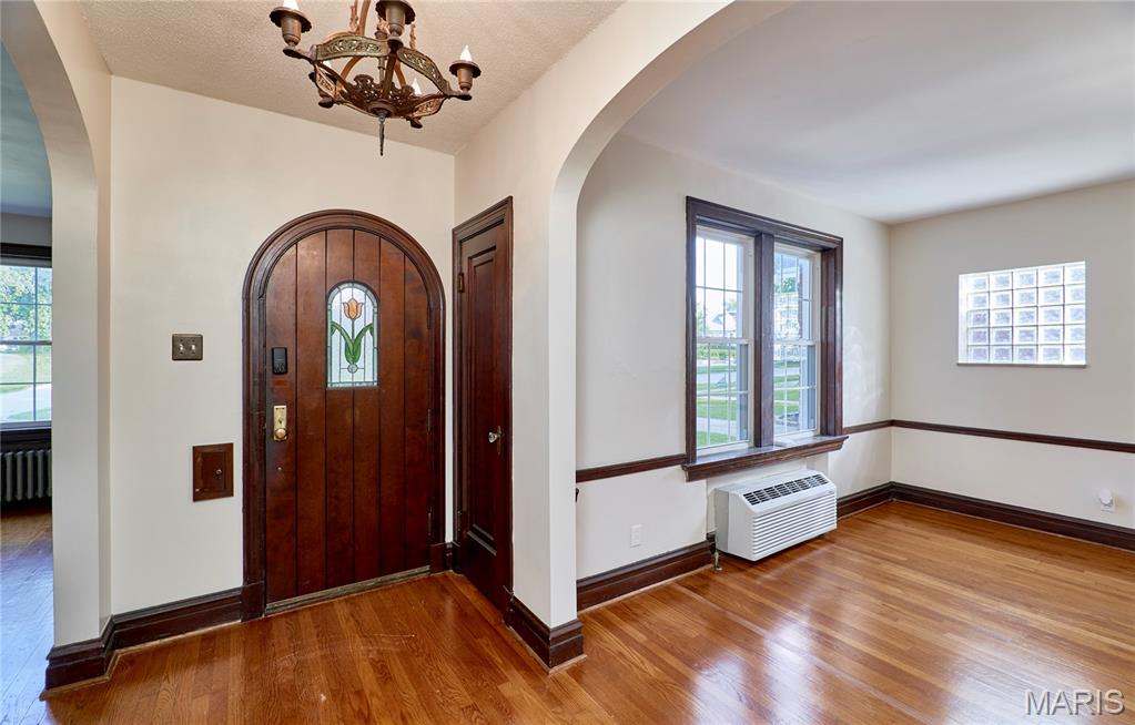 Country Club Add To Normandy Park 2 - Residential